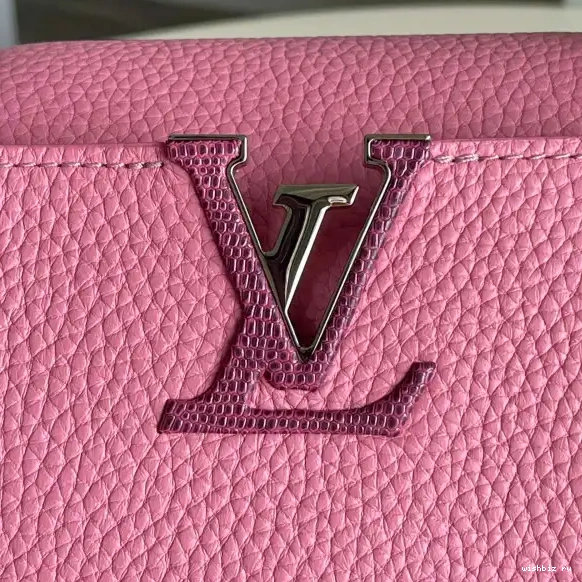 WIS CAPUCINES BB VUITTON LOUIS 0421